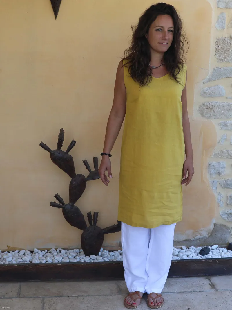 Robe lin sans manche jaune longueur 1m